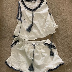 Blue & white 2-piece set